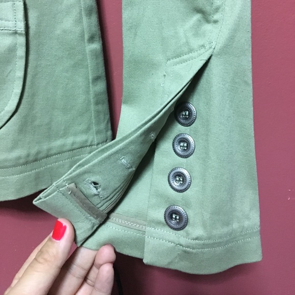 Bess Blazer - Picture 4 of 5